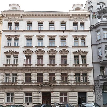 Dream Duplex On Riverside Прага Екстер'єр фото