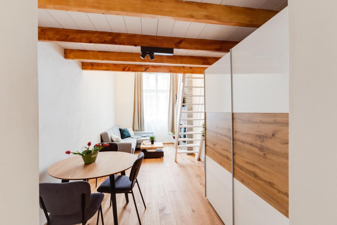 Dream Duplex On Riverside Прага Екстер'єр фото